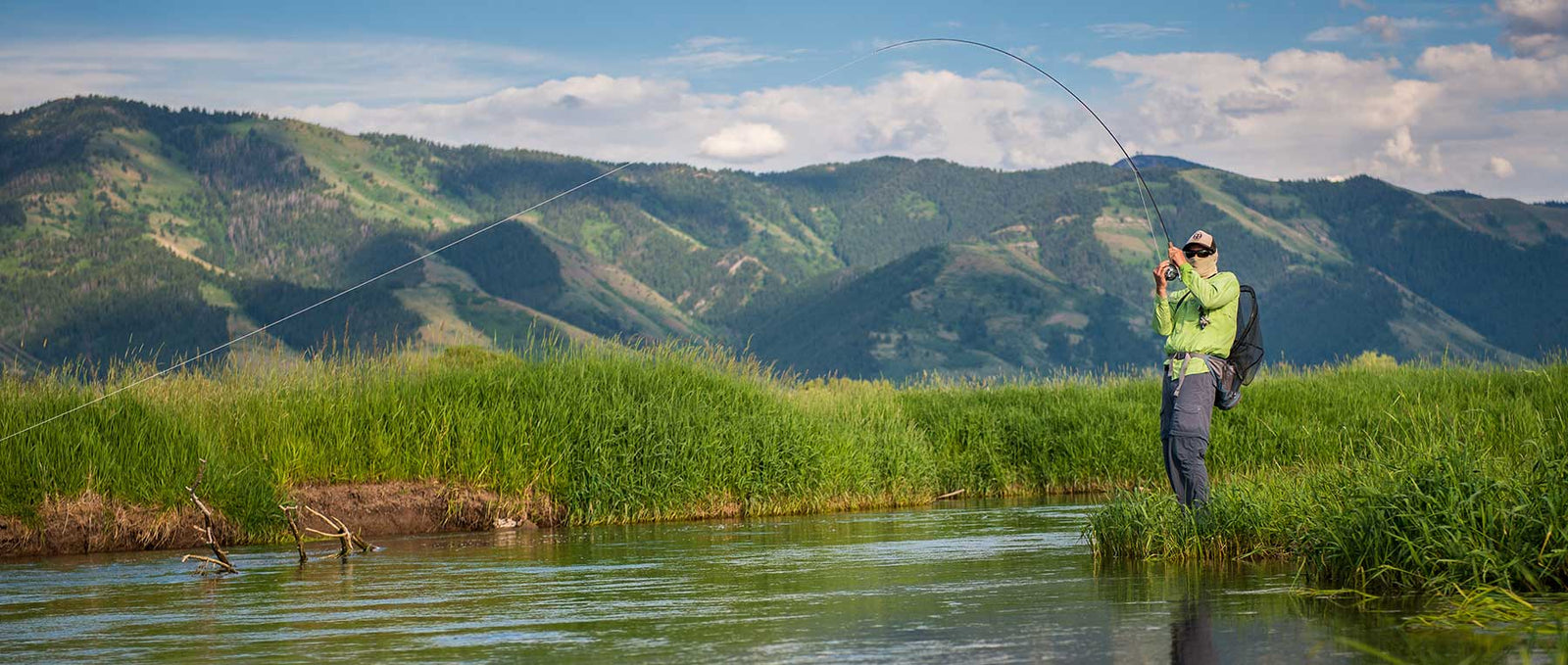 FlyFishingHeader_02.jpg__PID:bae6e04e-2c45-4f0c-84a2-9d62e52b088a